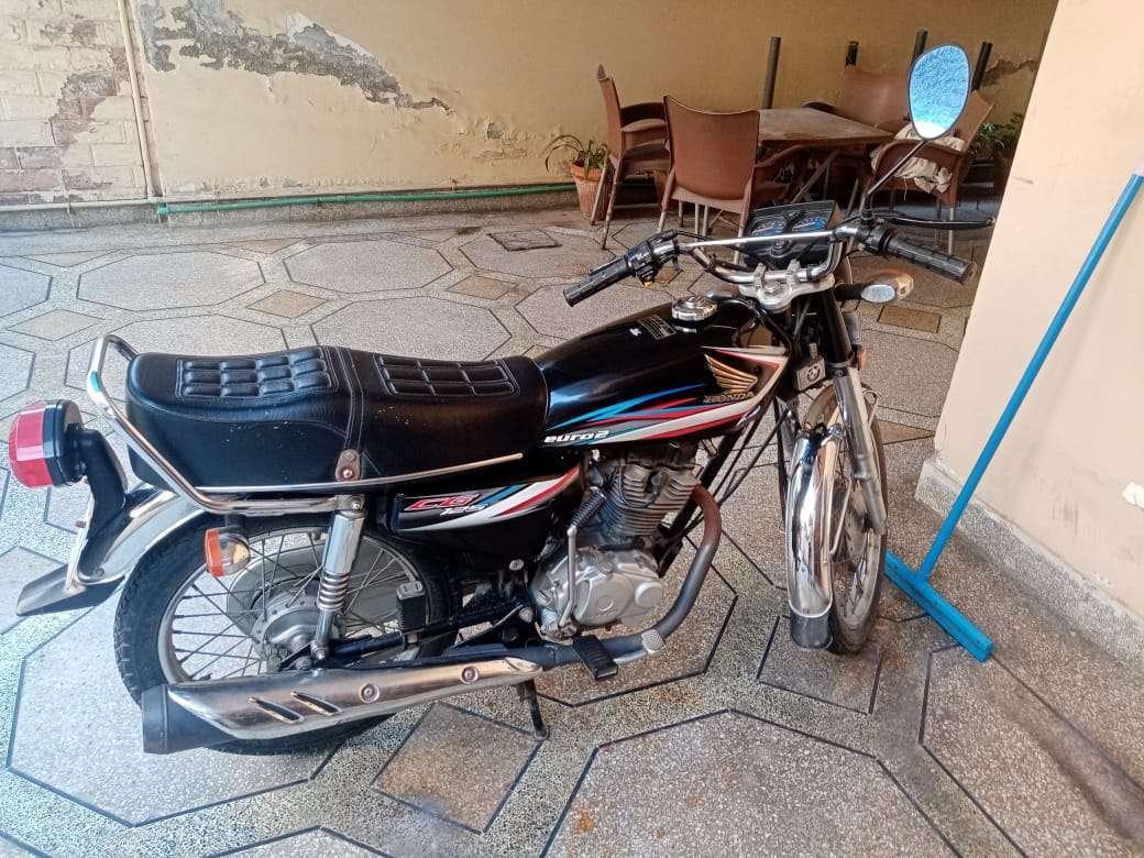 Honda For Sale CG 125 Model 2014. Total Genuine