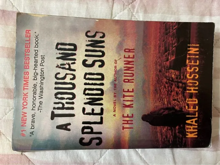 A Thousand Splendid Suns By khaled Hosseini