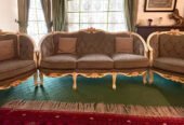 2 classic Sofa sets as good as new. 7 seater and 5 seater sofa