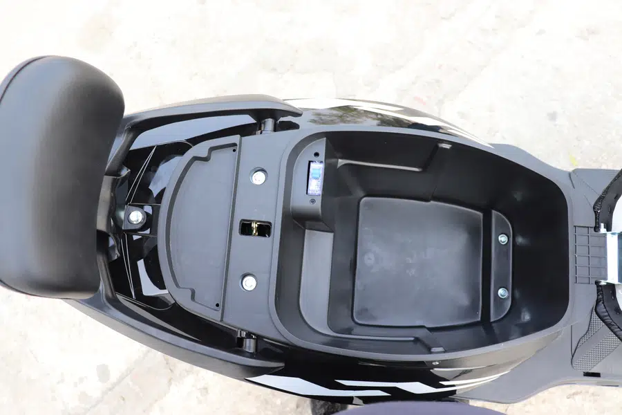 Pakzon Electric Scooty PES-70D Model 2024
