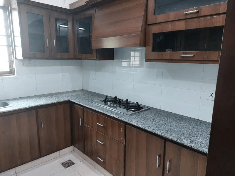 10 Marla Luxury beautiful house for sale in wapda town phase