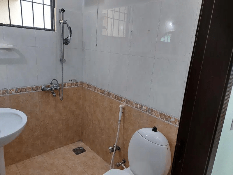 10 Marla Luxury beautiful house for sale in wapda town phase