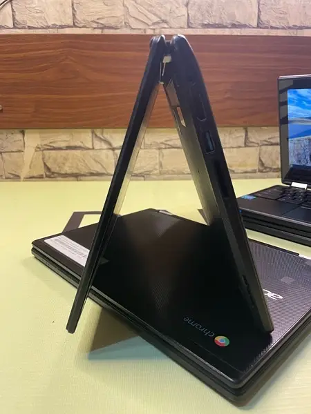 Acer Chromebook Touch 360 6th Gen 4GB | 16GB Storage | 7 Hou