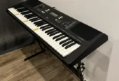 Yamaha Keyboard PSR- E363 (piano)
