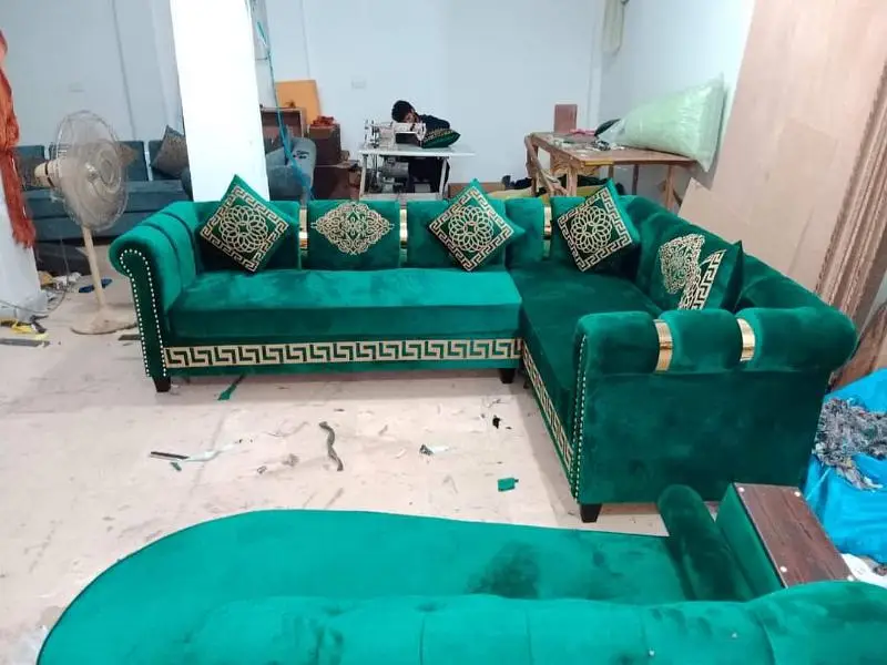 SALE SALE SALE BUMPER SALE ON 5 SEATER ELEGANT DESIGN SOFA S