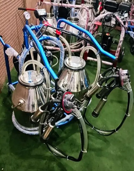 Milking Machines for Cows and buffalo’s/Cow milking machine