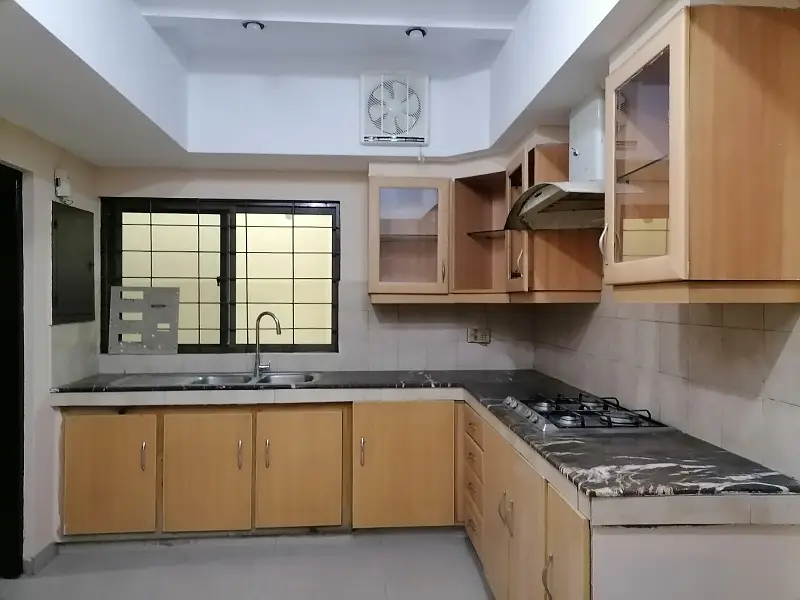 Get An Attractive Prime Location House In Madina Town