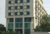 Beautiful Centrally Located Studio Apartment/Flat Garden Town