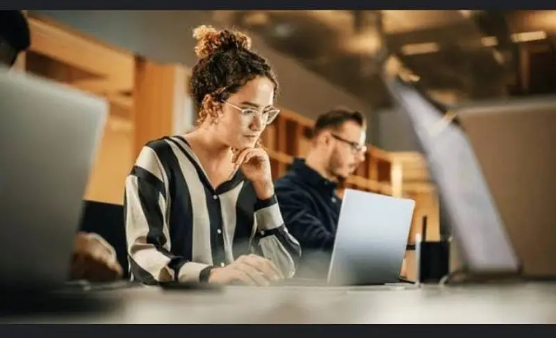 need ladies for office need marketing staff