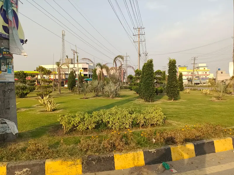 10 Marla plot Main se Direct Approach