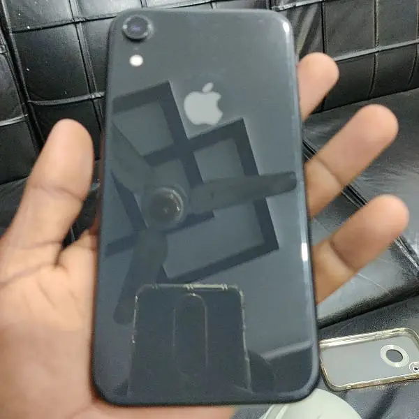 iphone XR/128GB