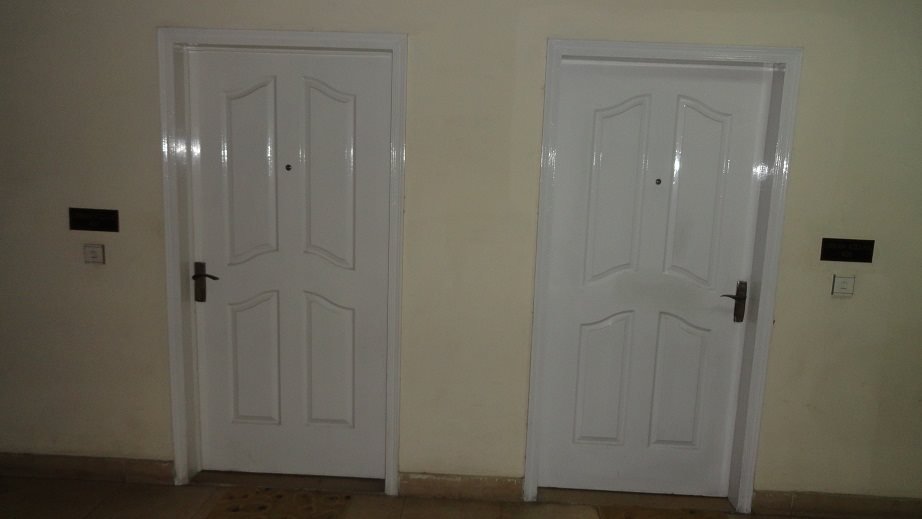 Beautiful Centrally Located Studio Apartment/Flat Garden Town