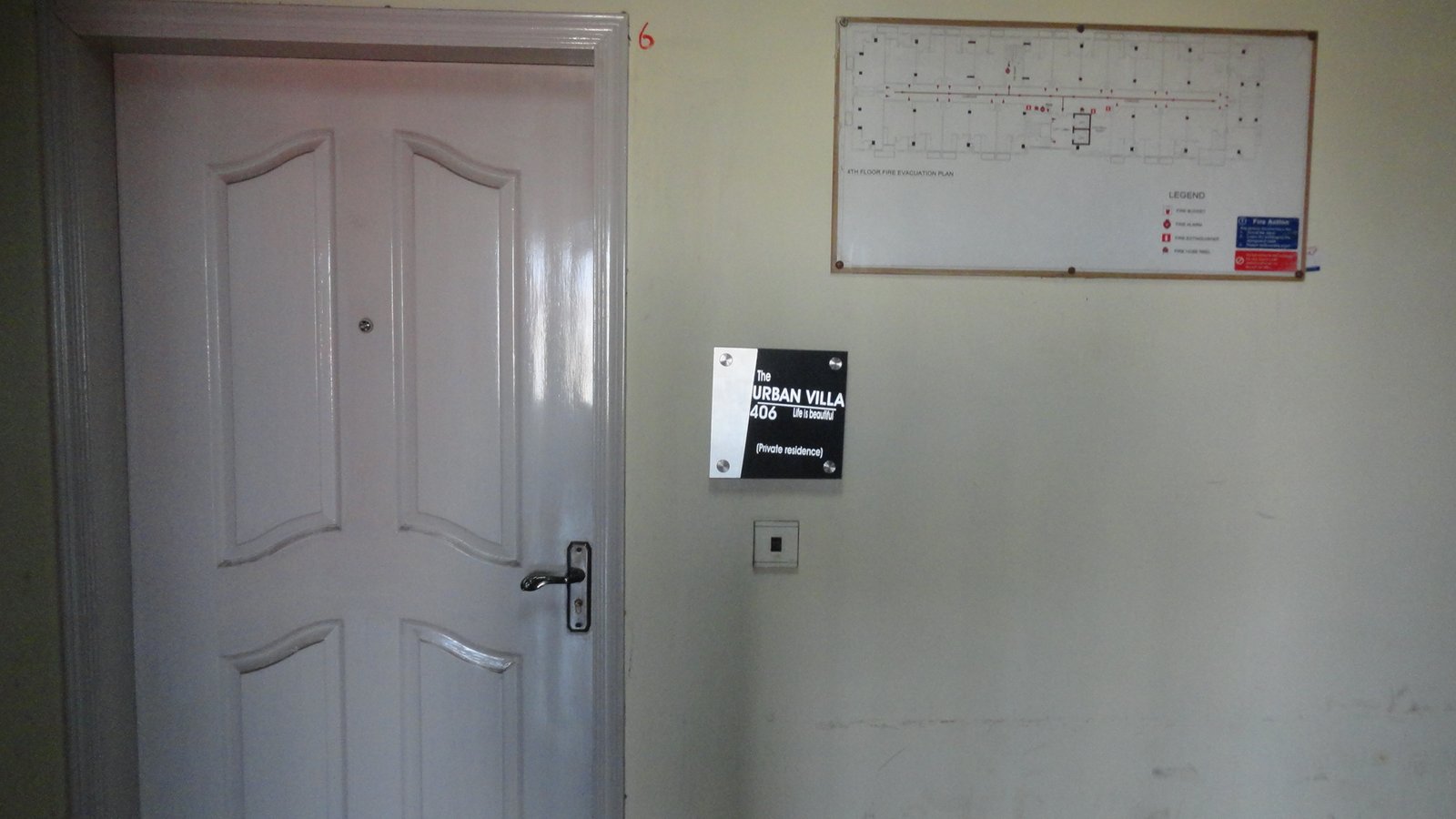 Beautiful Centrally Located Studio Apartment/Flat Garden Town