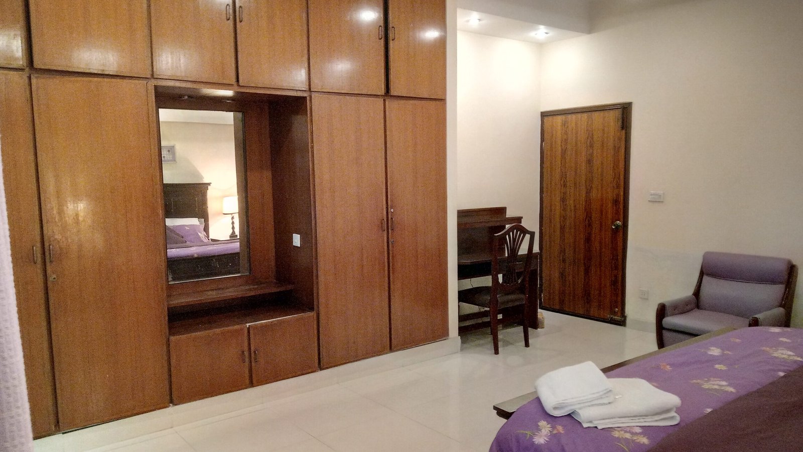 Beautiful One Bed Room Annex/Portion Phase 3 DHA Lhr
