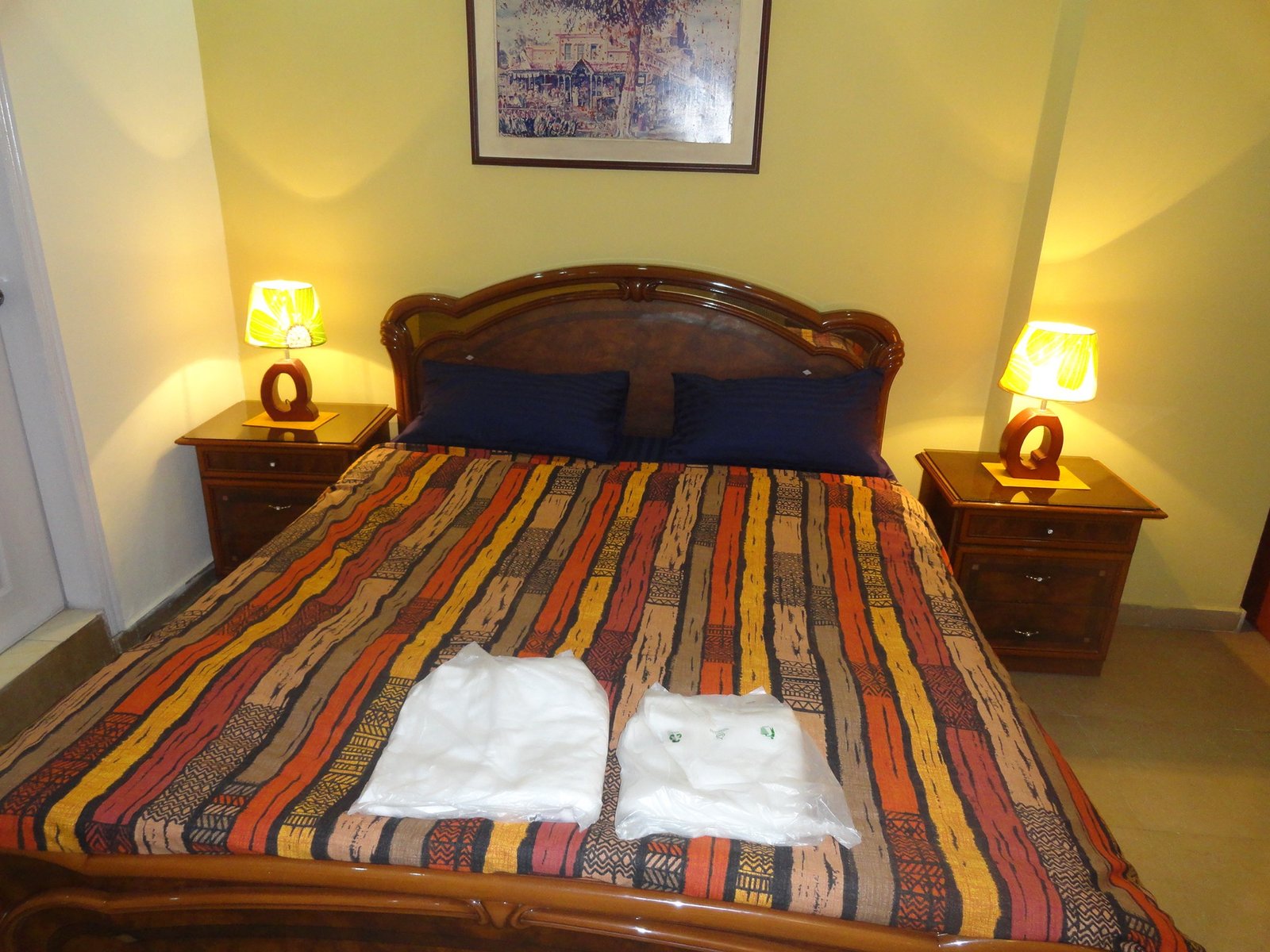 Beautiful Centrally Located Studio Apartment/Flat Garden Town