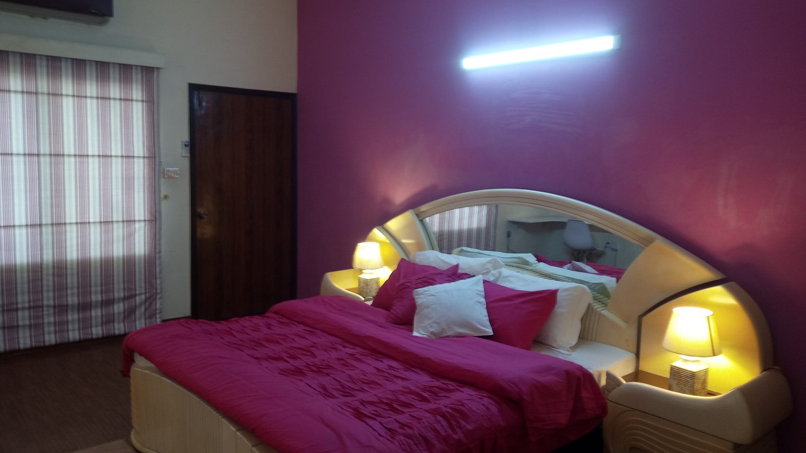 PG Accommodation Amazing Opportunity to Live DHA P3