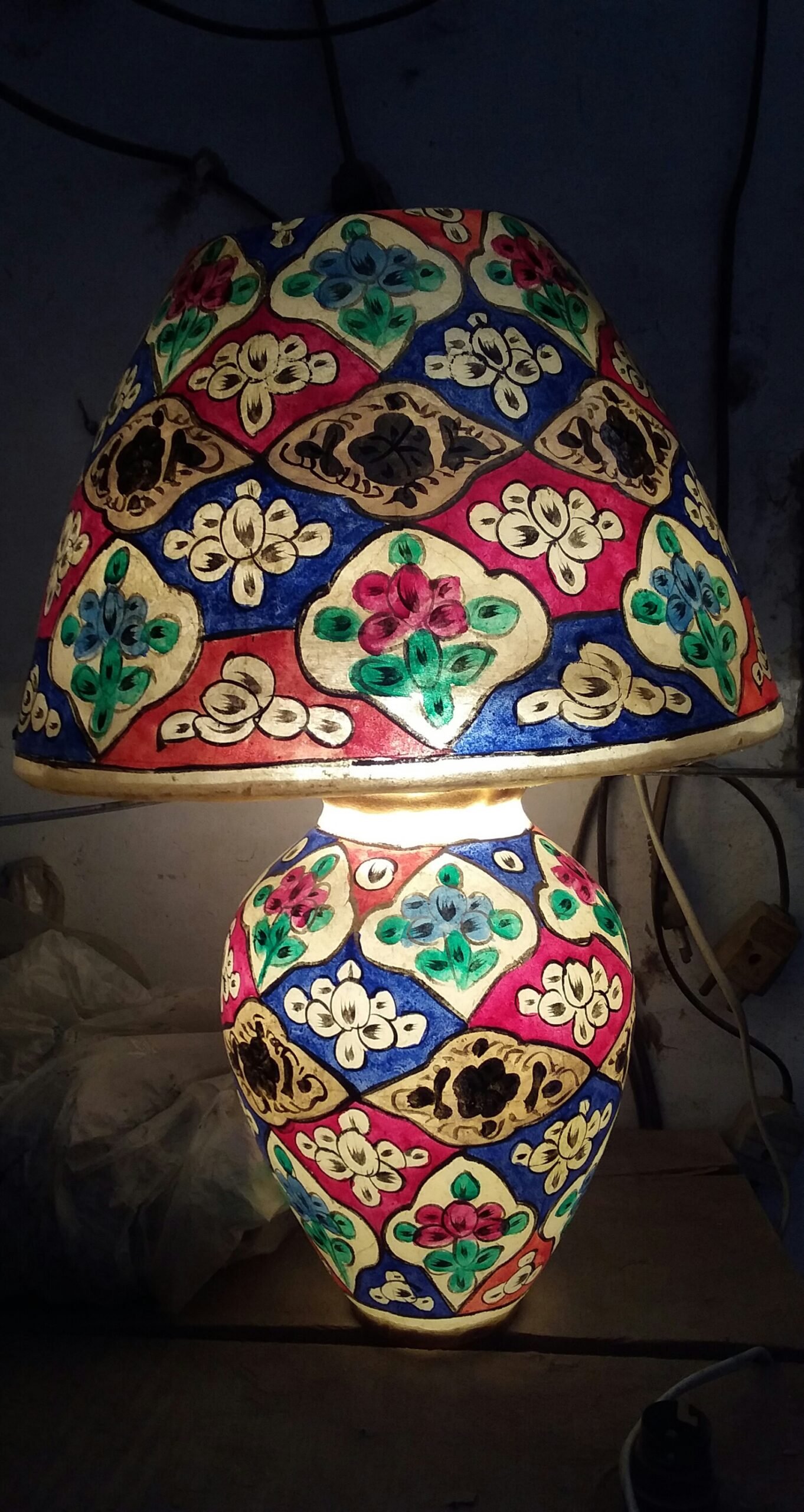 Decore Your Home With Modern Design Camel Skin Lamp