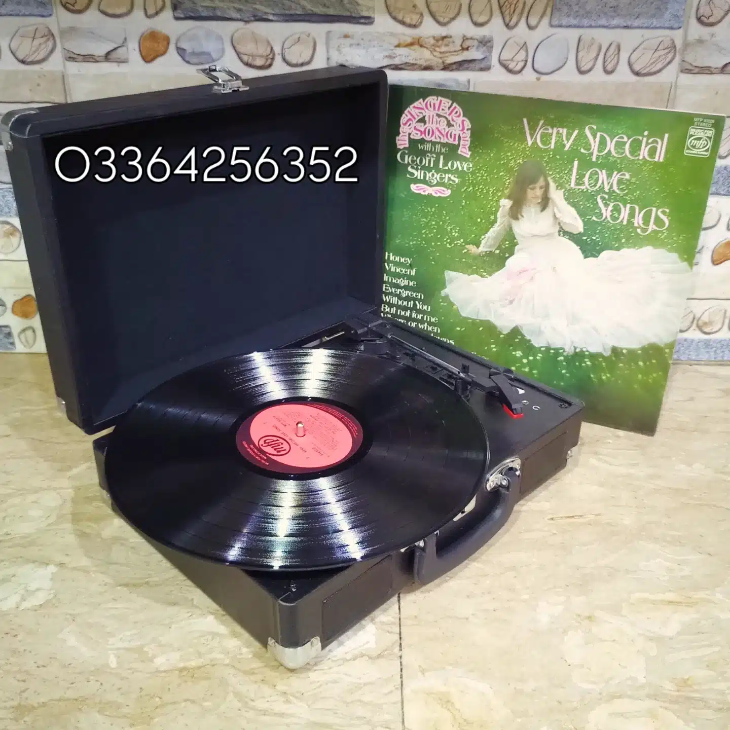 Turntable Gramophone Record player Antique