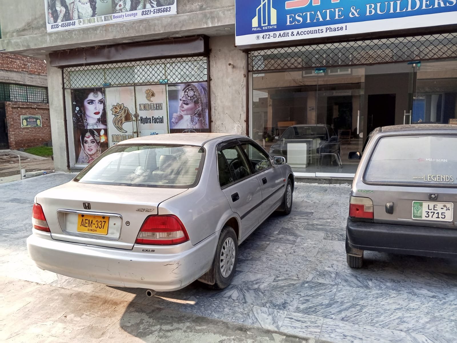 7 marla corner building for sale in Audit and Account