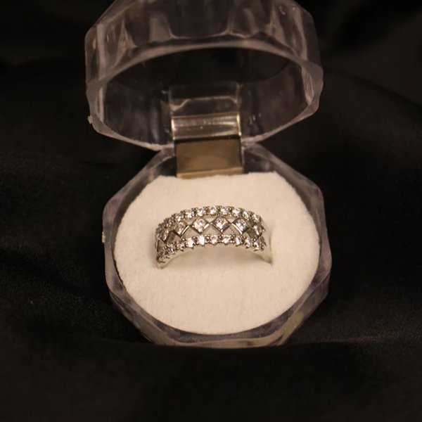 Diamond-Cut Grid Band Ring