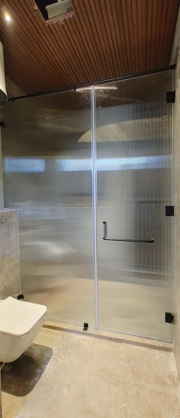 Shishe ka kam, toughened glass,