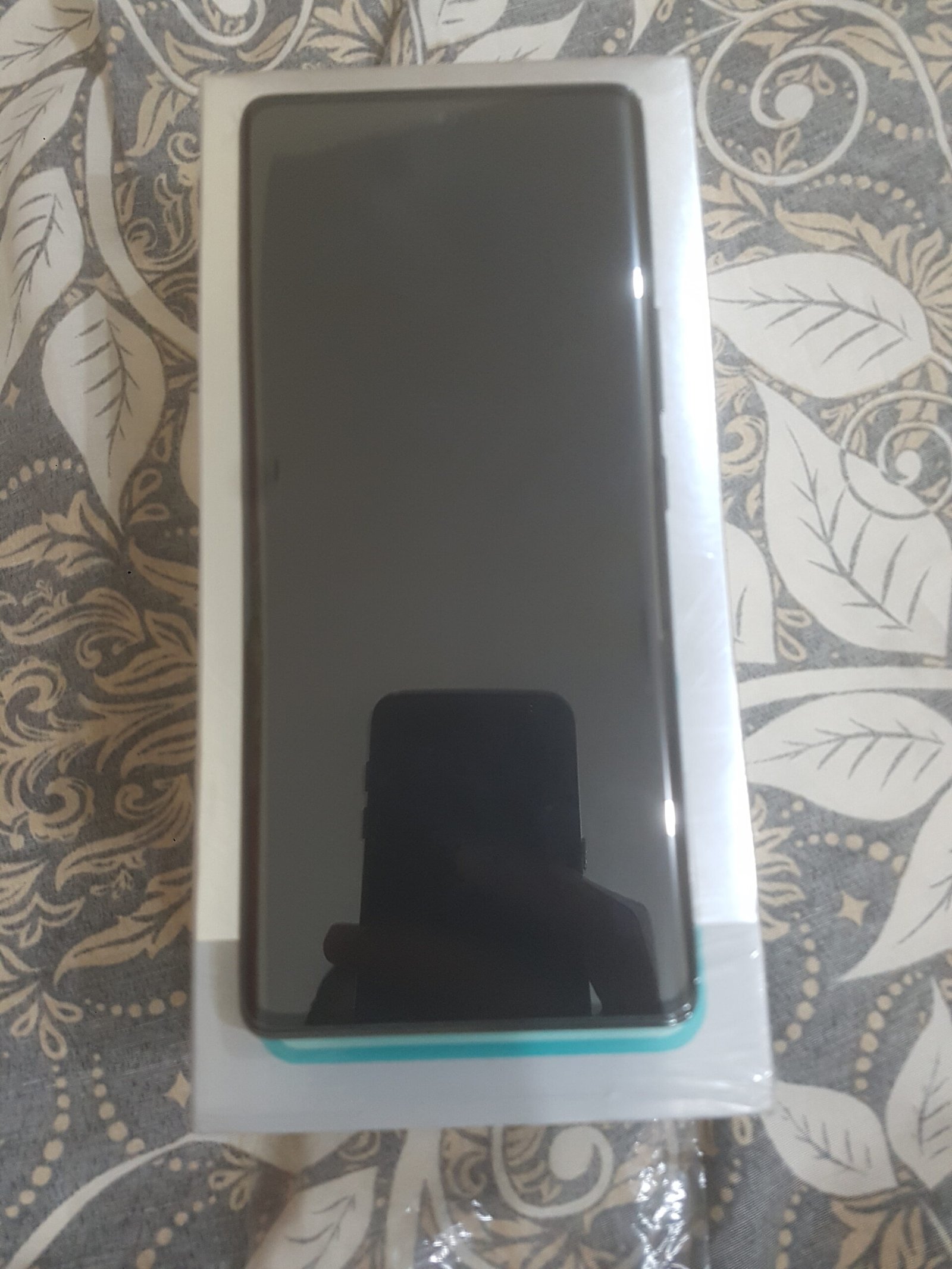 Infinix Zero 40 Available For Sale In full Warranty