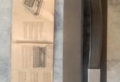 Typewriter Silver Reed SR-200 Portable Model (Made in Japan)