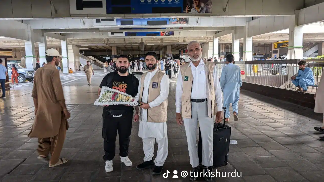 Turkish language teacher from Karachi