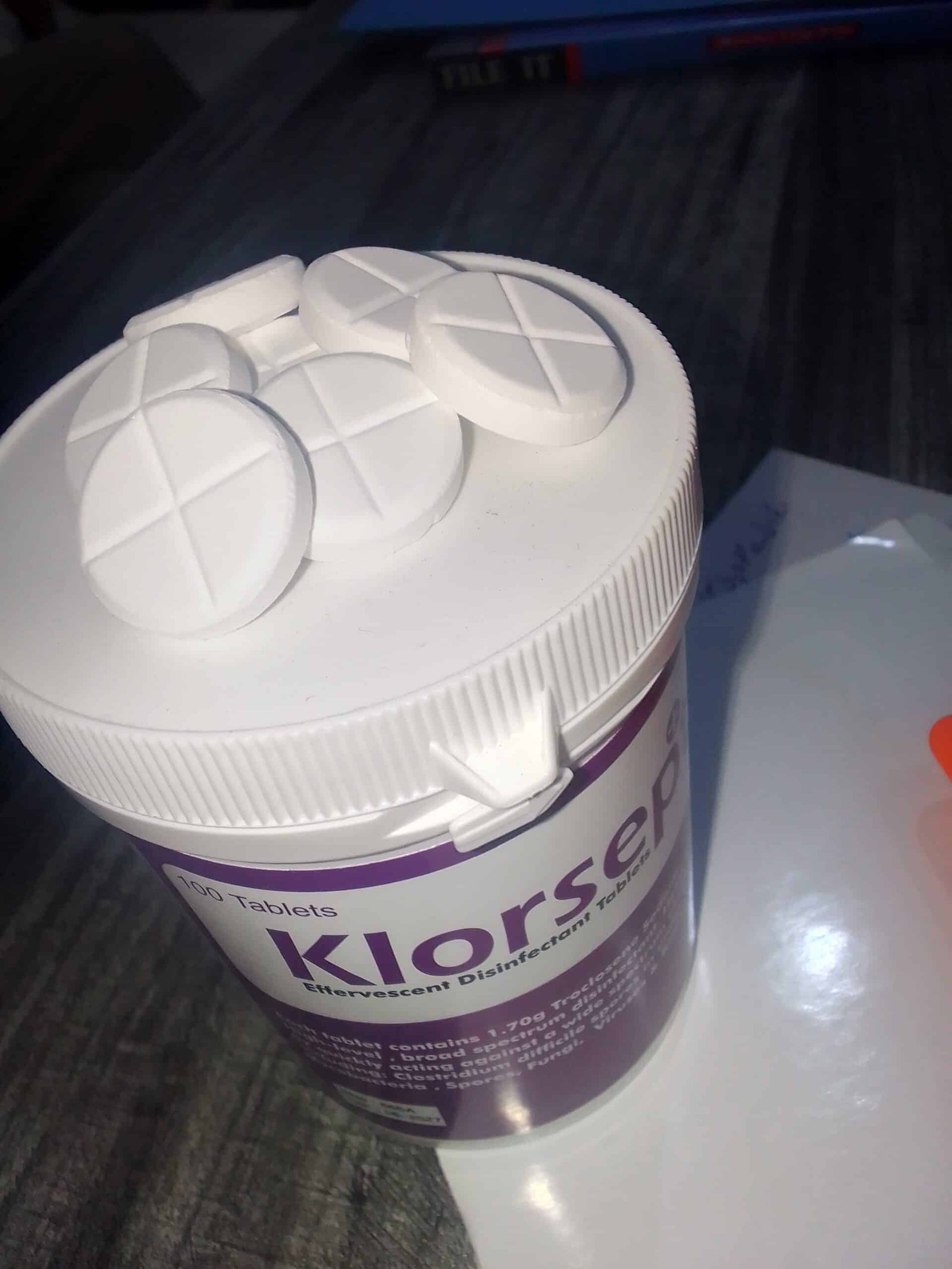 Water purification tablets