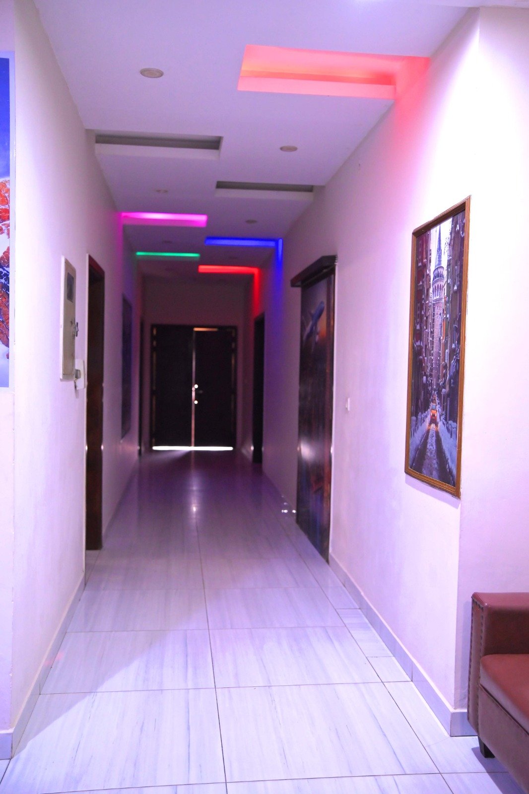 Hotel Sahil Inn Karachi – Comfortable Stay in DHA Phase 8