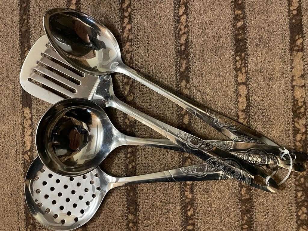 4 pcs High Quality Stainless Steel Cutlery Set For Day To Day Kitchen Need