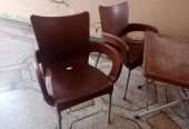 Used Out Door Plastic Chairs and Table Set Brown
