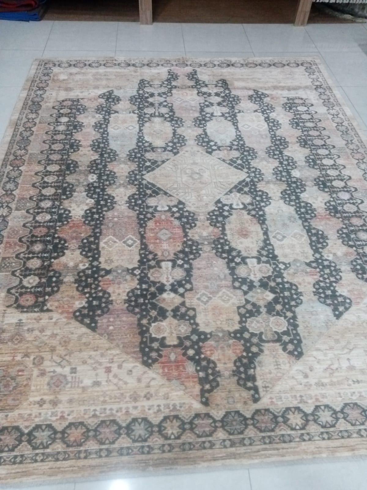 Large Carpet and Rugs Store