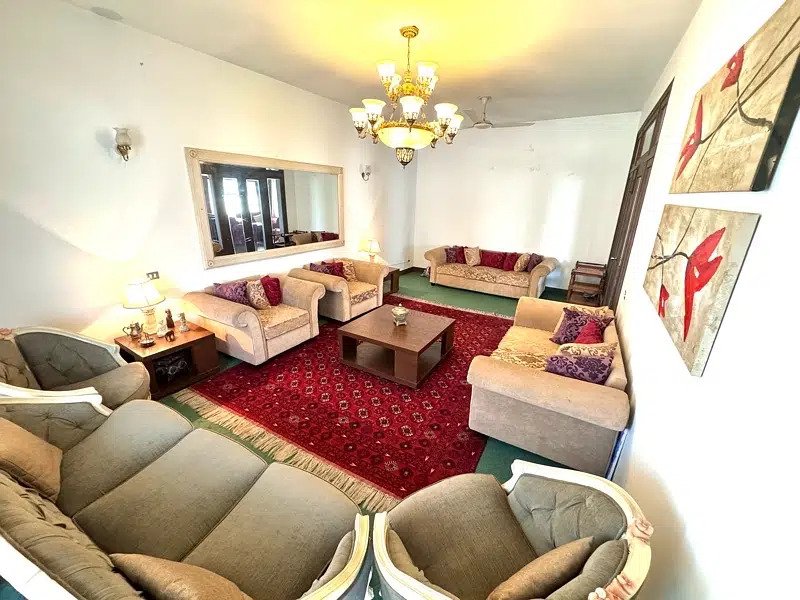 2 classic Sofa sets as good as new. 7 seater and 5 seater sofa