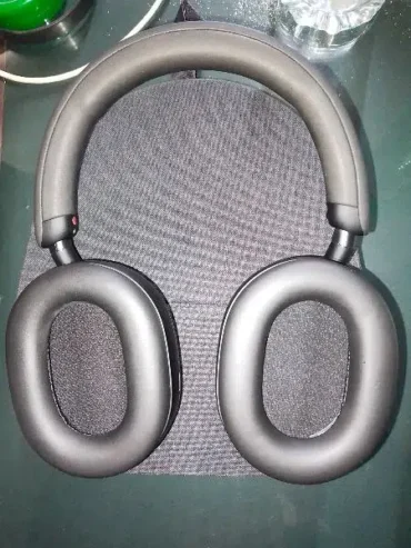 Headphone Speakers / Sony WH1000XM5