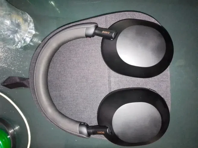 Headphone Speakers / Sony WH1000XM5