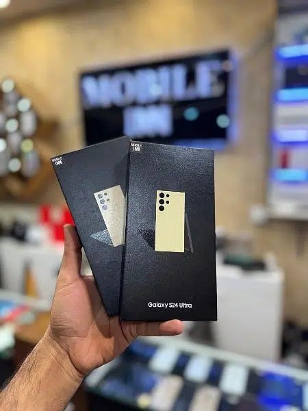 Brand New Box Pack Samsung Galaxy S24 Ultra 12/256GB Snapdra