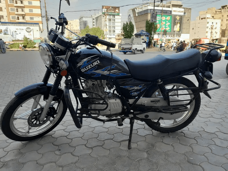 Suzuki GS 150 Special Edition 2021 – 8900 KM (Genuine)