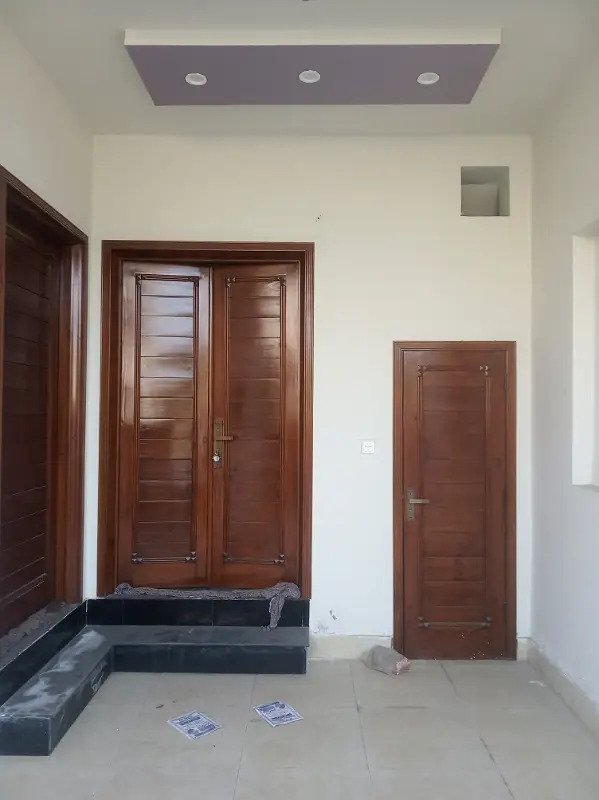 5 MARLA LOWER PORTION AVAILABLE FOR RENT