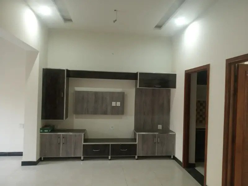 5 MARLA LOWER PORTION AVAILABLE FOR RENT