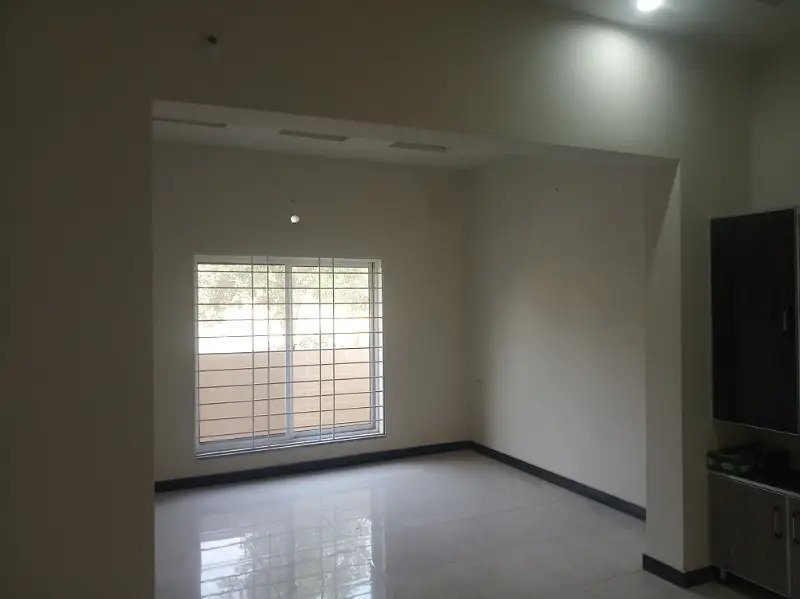 5 MARLA LOWER PORTION AVAILABLE FOR RENT