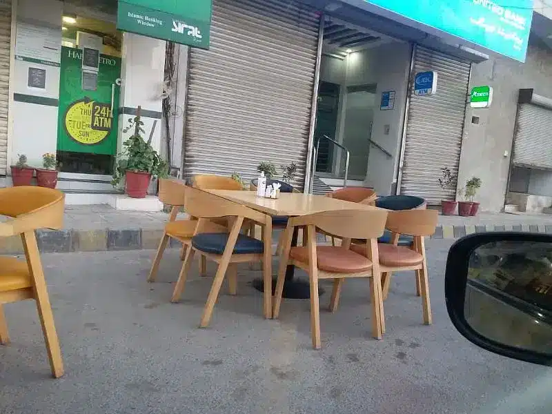 Dining table/Kitchen chair/restaurant chairs/room chair/dini