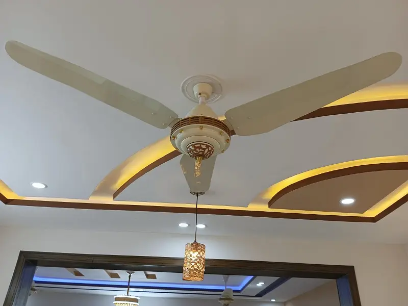 10 Marla Residential House For Sale