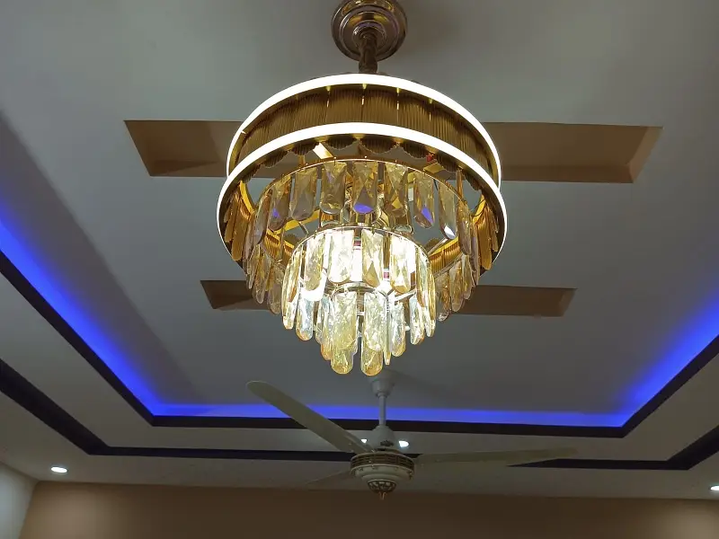 10 Marla Residential House For Sale