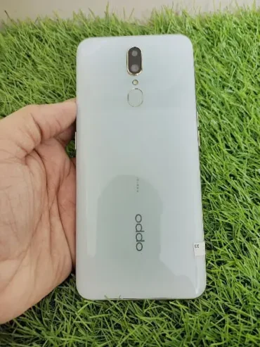 OPPO F11 8 gb RAM & 256 GB WITH BOX AND CHARGER DUAL SIM APPROVE