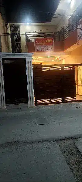 10 Marla Beautifully Renovated House for Urgant Sale