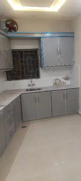 10 Marla Beautifully Renovated House for Urgant Sale