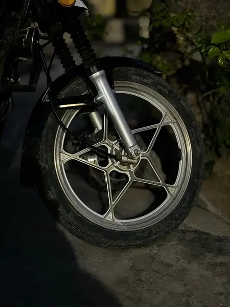 Suzuki GS 150 SE urgent for sale – Original parts like new