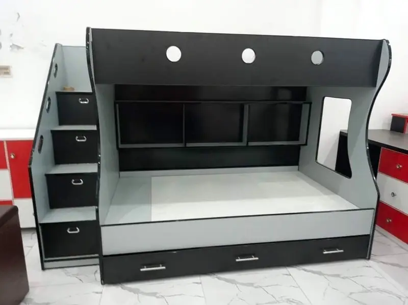 bunk bed/triple bunk bed