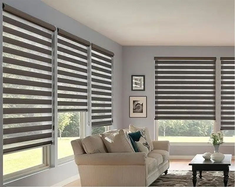 Roller Blinds / Wallpaper / Vinyl Floor / Wooden Floor / Flu